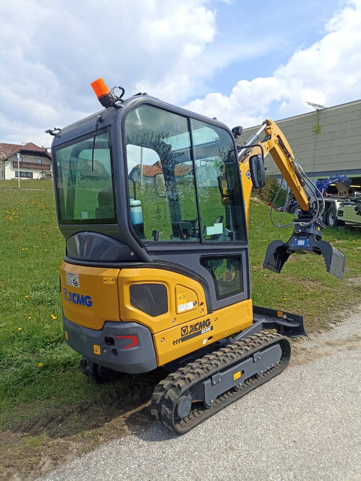 XCMG XE20E mit Kabine – Bild 4