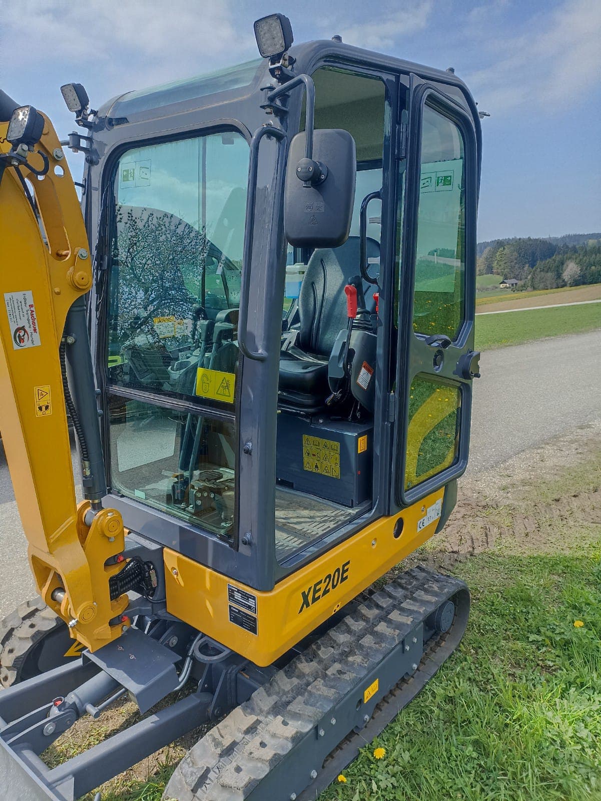 XCMG XE20E mit Kabine – Bild 3
