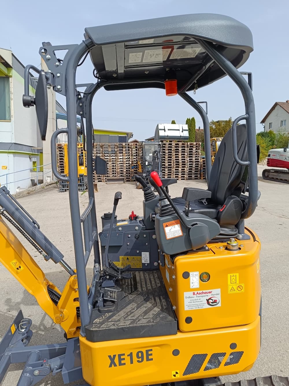 XCMG XE19E – Bild 2